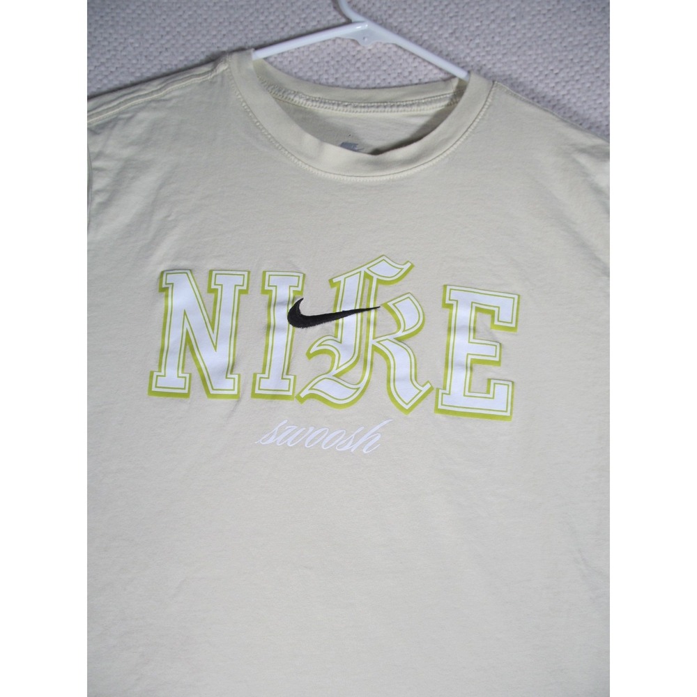 Nike Sportswear T-Shirt Mens Size Med Crew‎ Neck Short Sleeve FZ5387-751
